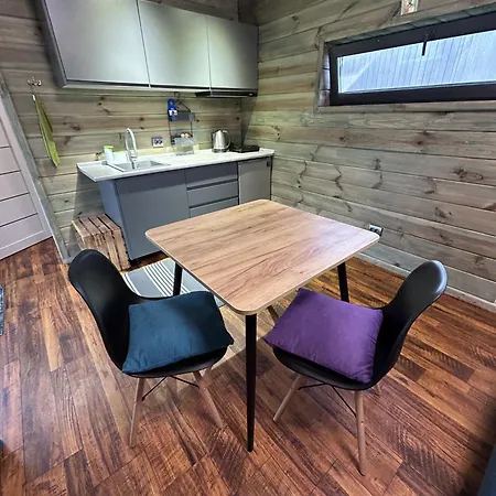 Holiday home Rest гори 360 чан форель харчування